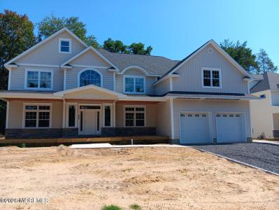 Photo of 838 Naryshkin Way