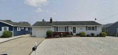 Photo of 715 Richmond Drive