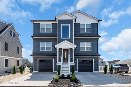 Photo of 27 W Brig Drive