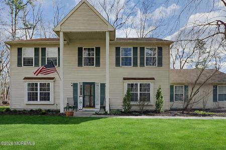 Photo of 4 Beech Court, Jackson NJ