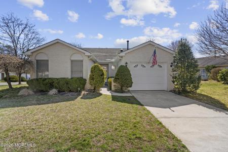 Photo of 1523 Heatherleaf Lane, Toms River NJ