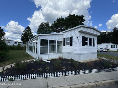 Photo of 422 4th Street