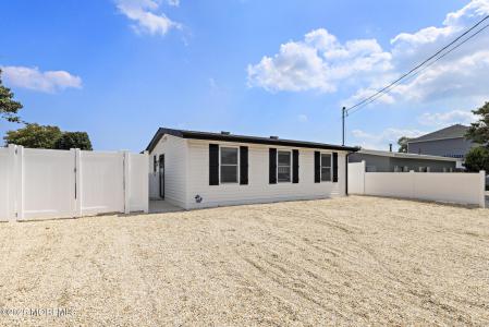 Photo of 11 Charles Boulevard, Beach Haven West NJ