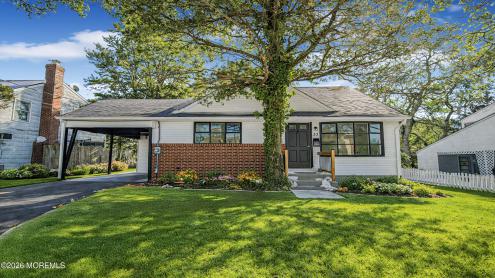 Photo of 33 Green Twig Drive, Toms River NJ