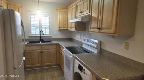 Photo of 47 Cambridge Court E, Lakewood NJ