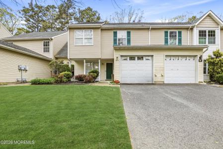 Photo of 623 Woodbine Lane