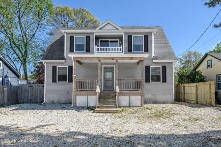 Photo of 497 Pinecroft Drive