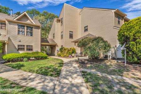 Photo of 125 Whispering Oaks Way, Jackson NJ