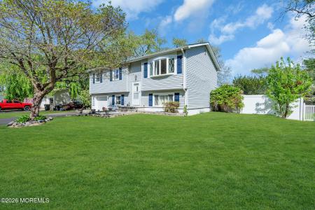 Photo of 6 Tulip Court, Jackson NJ