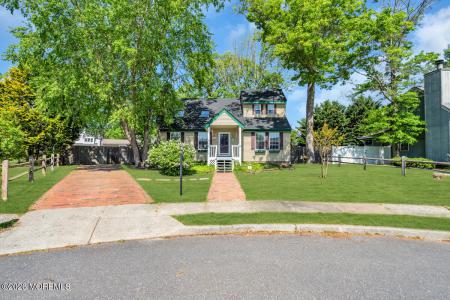 Photo of 352 Cedar Drive
