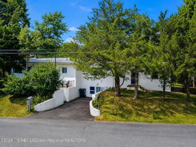 Photo of 563 Reed Road, Jackson NJ