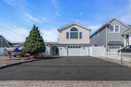 Photo of 1838 Skiff Court, Toms River NJ