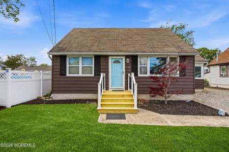 Photo of 710 Newport Avenue