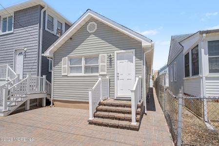 Photo of 120 Blaine Avenue