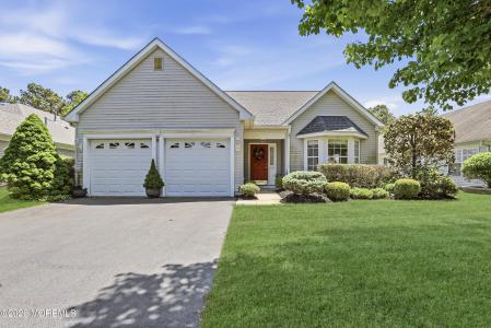 Photo of 47 Rosewood Drive