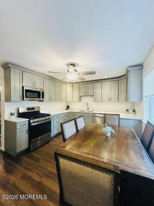 Photo of 388 Flora Court