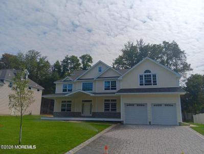 Photo of 833 Naryshkin Way