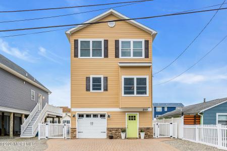 Photo of 210 Longview Drive