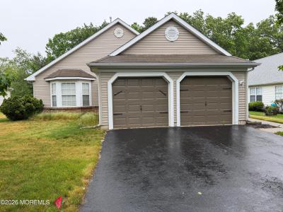 Photo of 71 Skyline Drive, Lakewood NJ