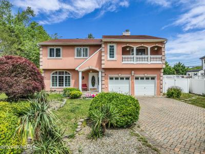 Photo of 513 Ilexberry Lane