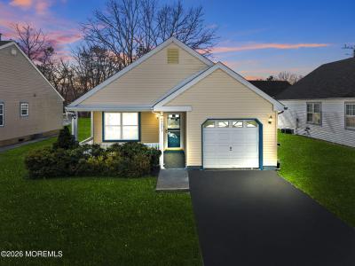 Photo of 2373 Mount Hood Lane