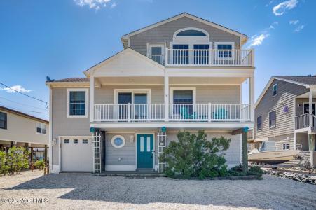 Photo of 20 Carroll Avenue