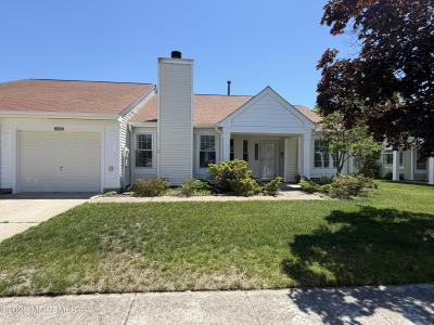 Photo of 1188b Thornbury Lane