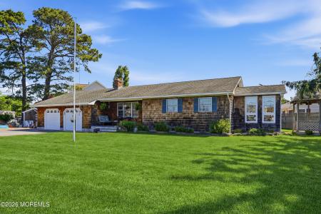 Photo of 481 Admiral Road