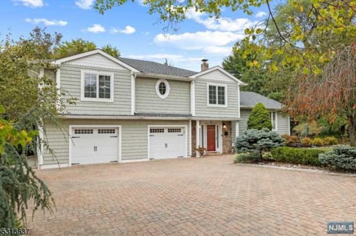 Photo of 37 Larkspur Road, Wayne NJ