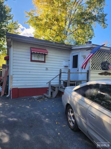 Photo of 36 Pocahontas Trail, Wayne NJ