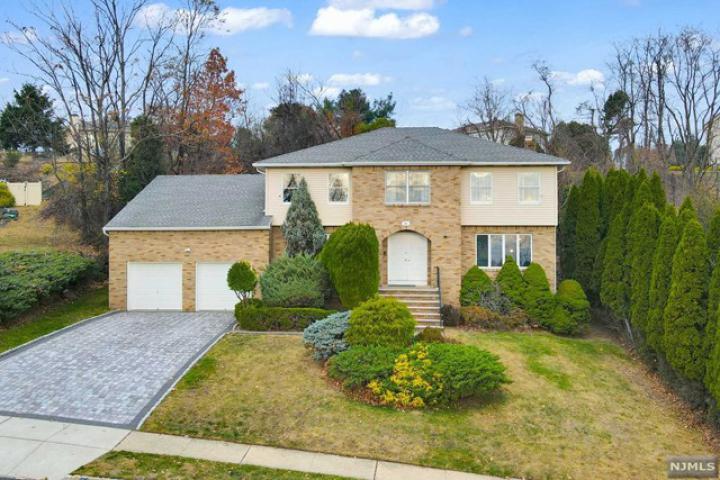Photo of 99 Nellis Drive, Wayne NJ