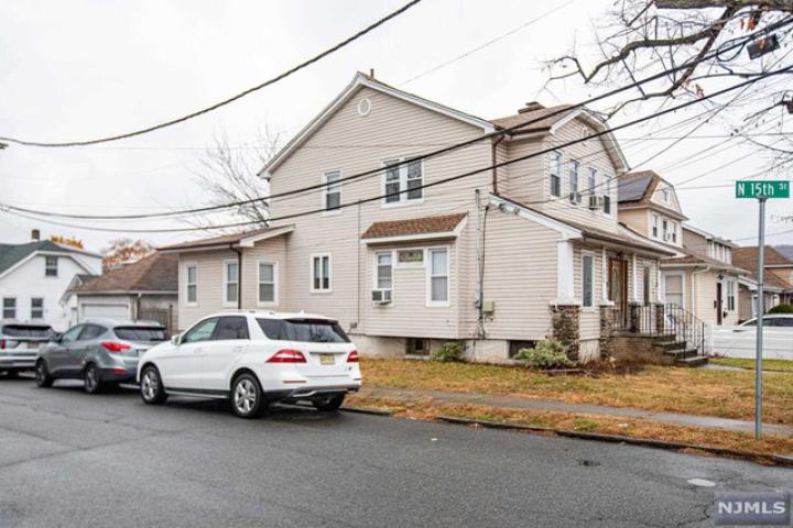 Photo of 325 Haledon Avenue, Haledon NJ