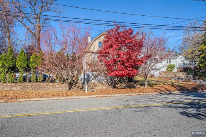 Photo of 69 Linda Vista Avenue, North Haledon NJ