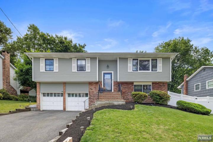 Photo of 39 Tremont Terrace, Wanaque NJ