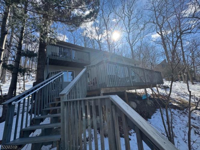 Photo of 364 Skyline Lake Drive, Ringwood NJ