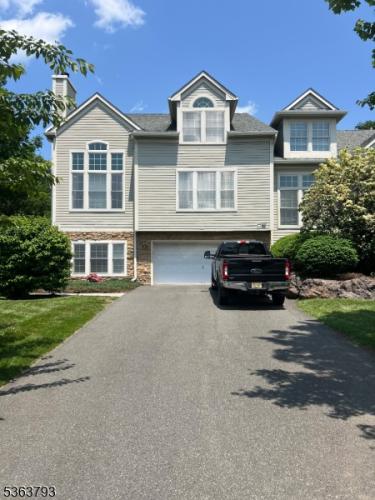 Photo of 1 Crest Court 1, North Haledon NJ