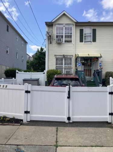 Photo of 217 Governor Street