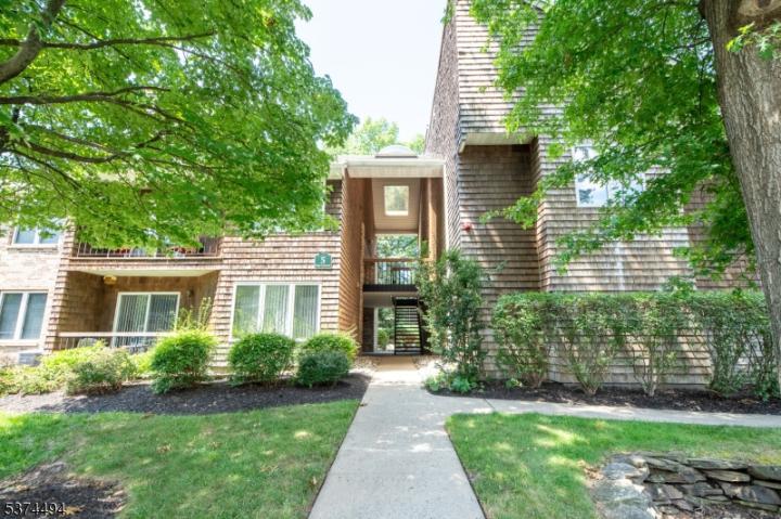 Photo of 5 Tulip Cres, Little Falls NJ