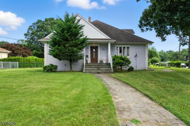 Photo of 234 N Haledon Avenue, North Haledon NJ