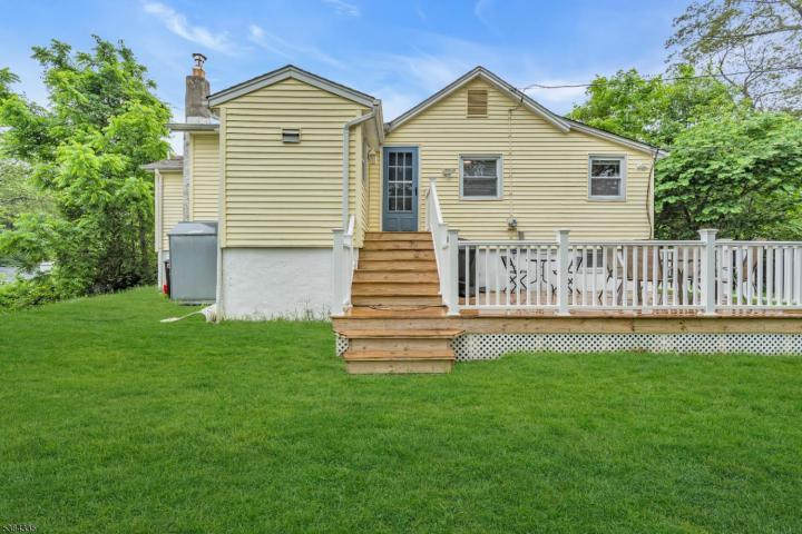 Photo of 40 Kingsland Road, West Milford NJ