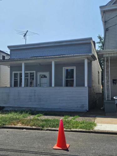 Photo of 34 8th Avenue, Paterson City NJ