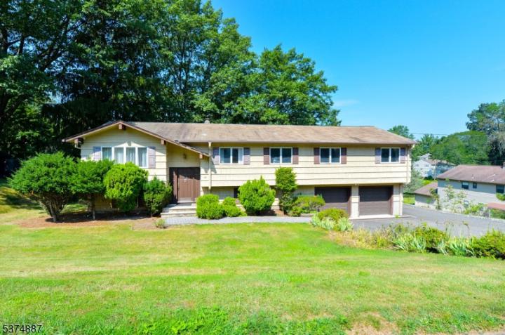 Photo of 69 Normandy Drive, Wayne NJ