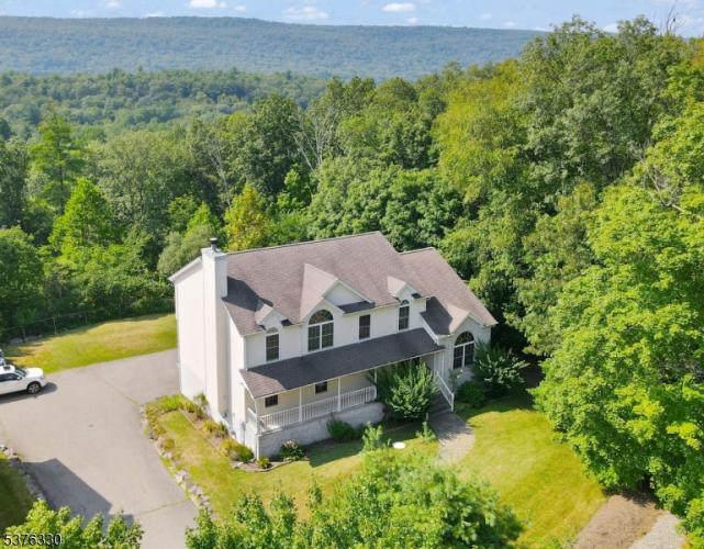 Photo of 1731 Macopin Road