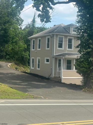 Photo of 419 Central Avenue, Haledon NJ