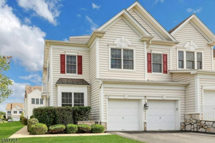 Photo of 12 Congressional Lane, Totowa NJ