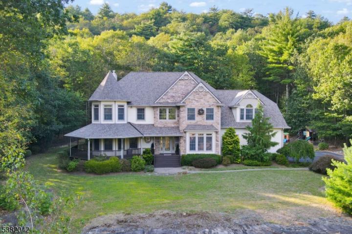 Photo of 47 Christine Court, West Milford NJ