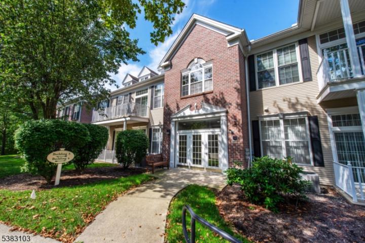 Photo of 606 Four Seasons Drive 606, Wayne NJ