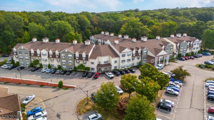 Photo of 9302 Richmond Road 302