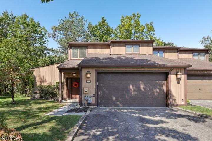 Photo of 53 Ponds Circle