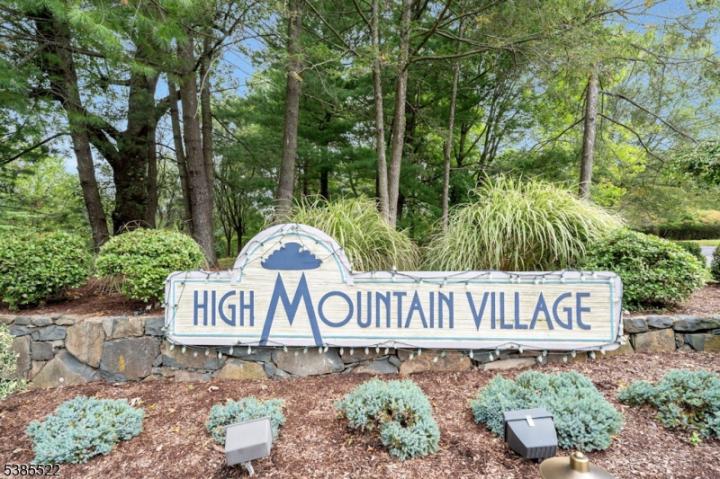 Photo of 39 Tanager Court, Wayne NJ